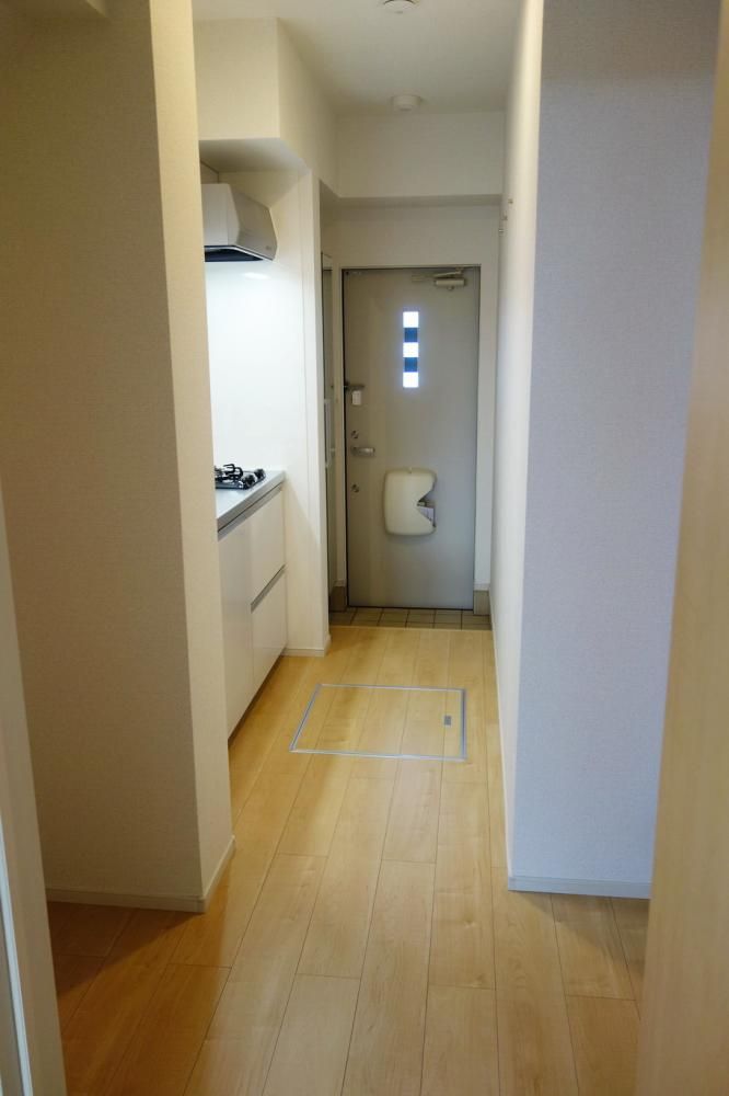 �y�Z�L�����e�B�z�@