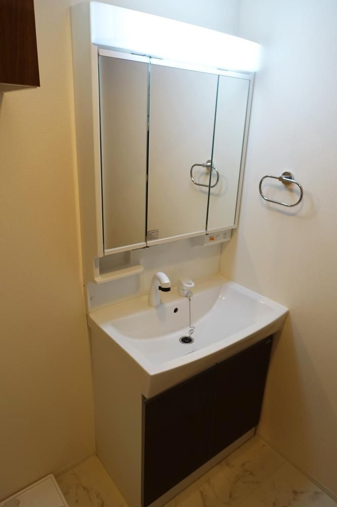 �y���ʏ��z�@