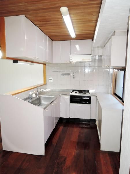 �y�L�b�`���z�@