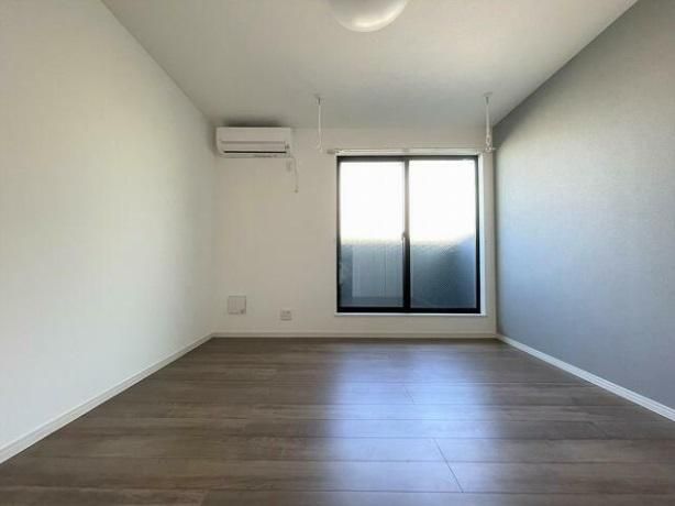 �y���ԁE���r���O�z�@