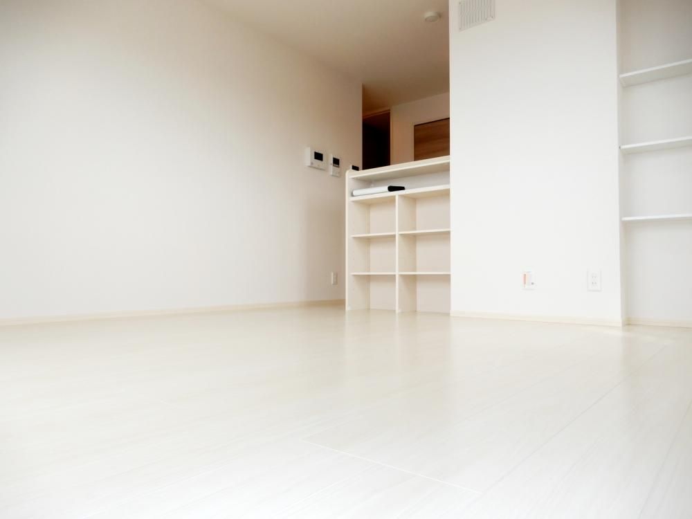 �y���ԁE���r���O�z�@