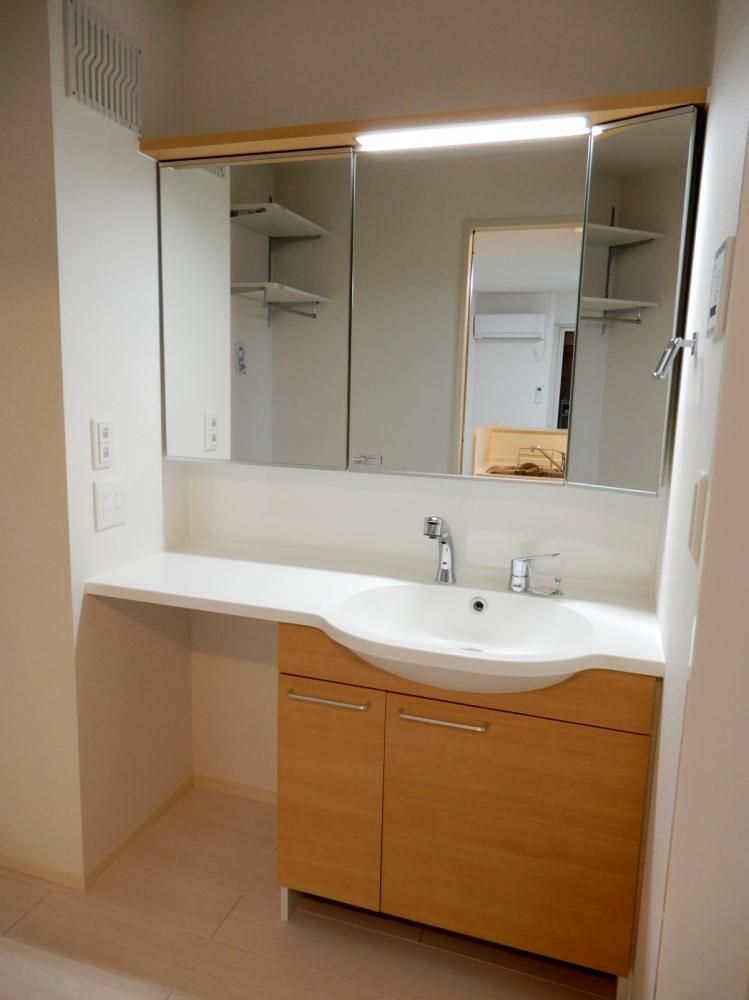 �y���ʏ��z�@