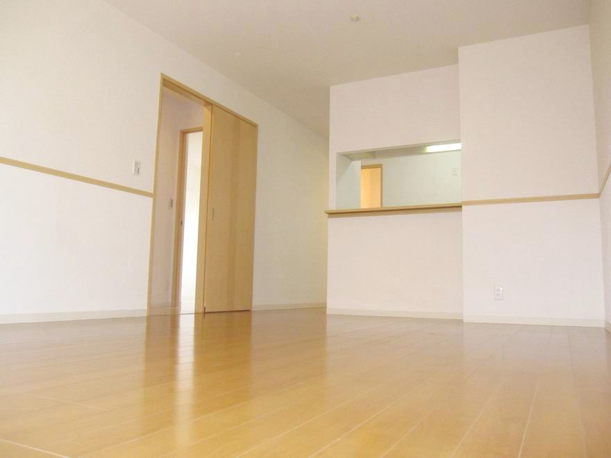 �y���ԁE���r���O�z�@