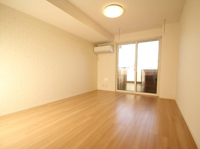 �y�Q���z�@