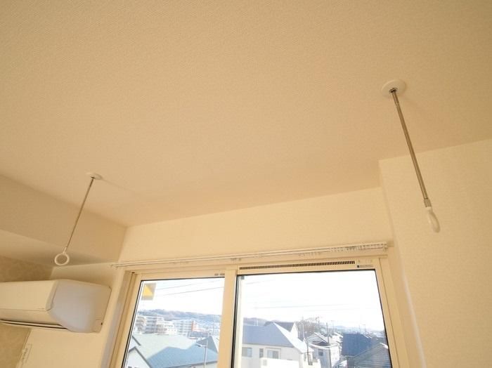 �y���ԁE���r���O�z�@