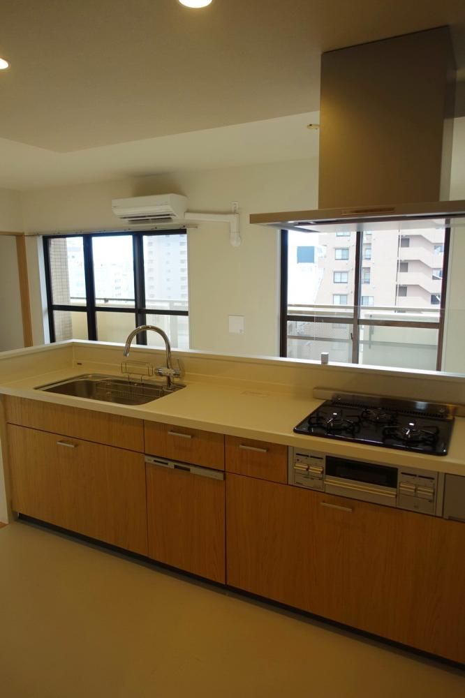 �y�L�b�`���z�@