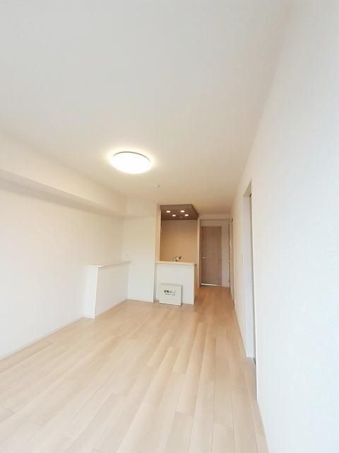 �y���ԁE���r���O�z�@