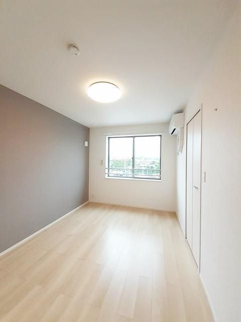 �y�Q���z�@