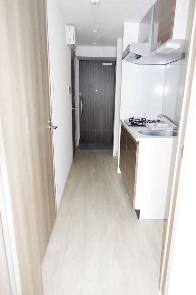 �y�Z�L�����e�B�z�@