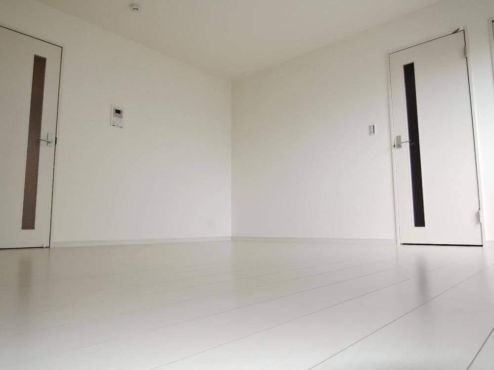 �y���ԁE���r���O�z�@