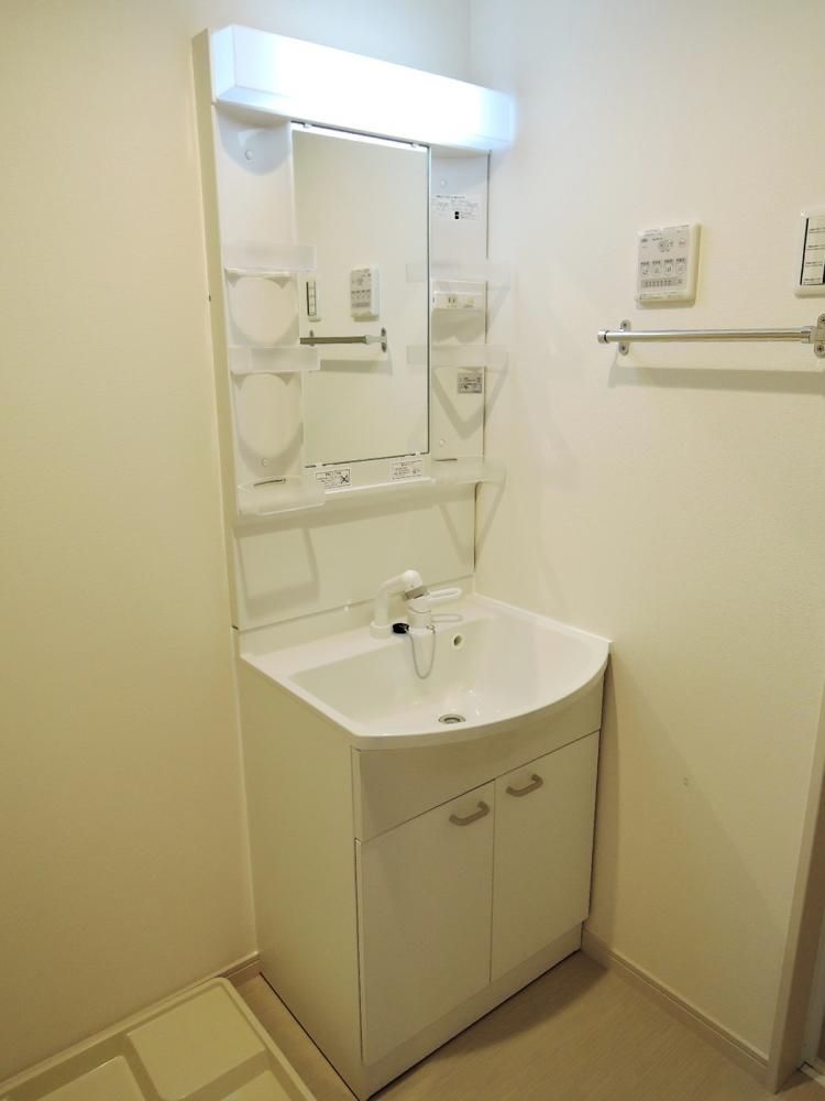 �y���ʏ��z�@