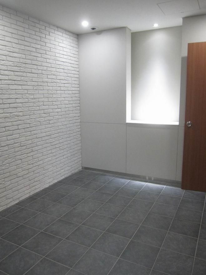 �y�G���g�����X�z�@