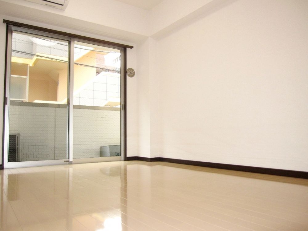 �y�Q���z�@