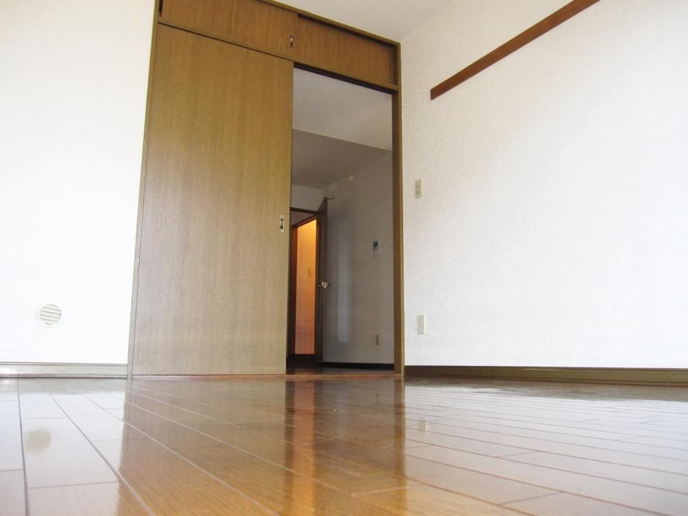 �y�Q���z�@