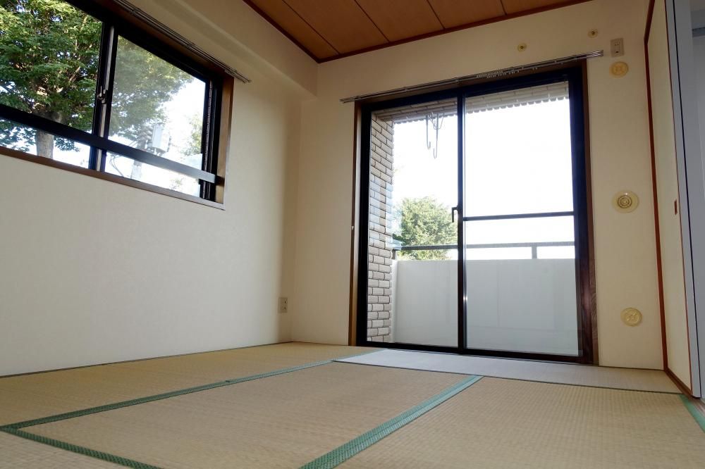 �y�Q���z�@