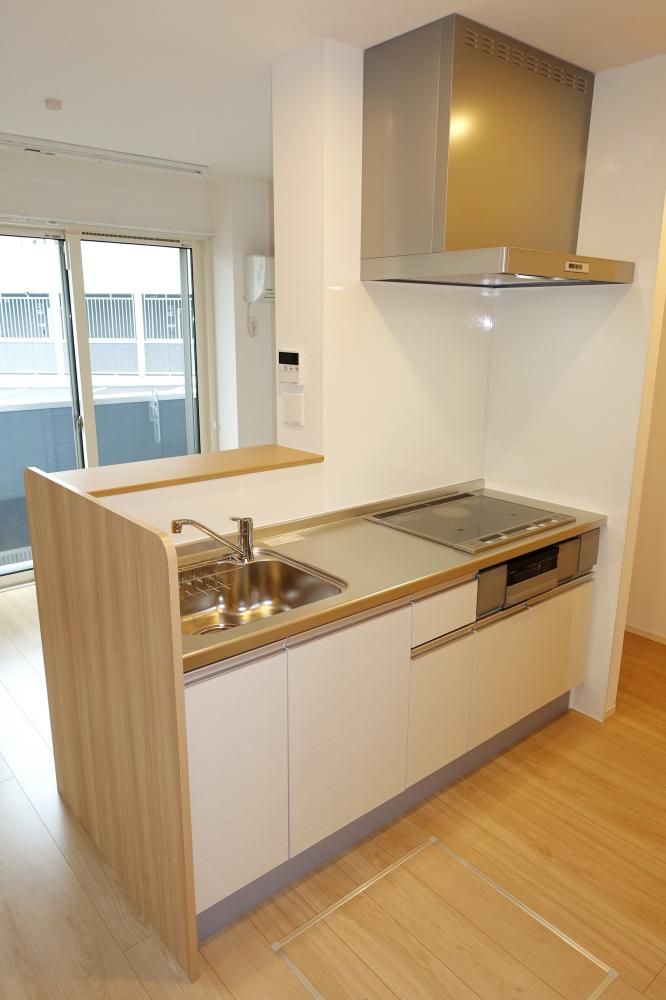 �y�L�b�`���z�@