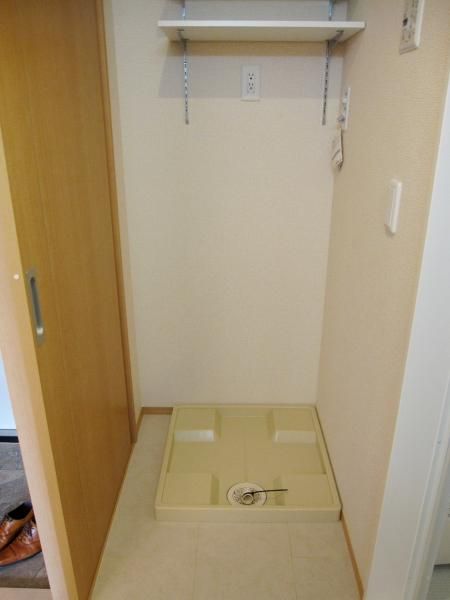 �y���̑��ݔ��z�@