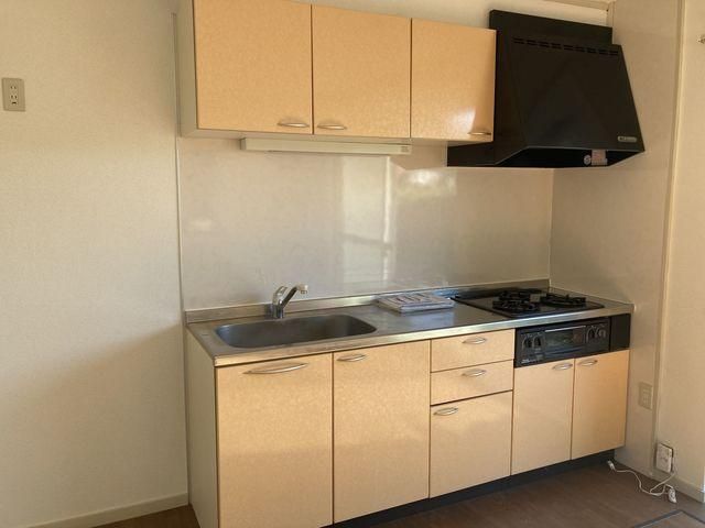 �y�L�b�`���z�@