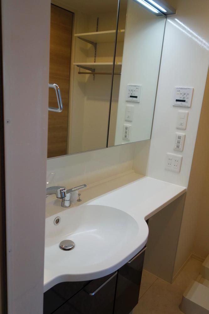 �y���ʏ��z�@