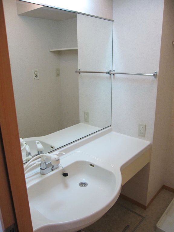 �y���ʏ��z�@