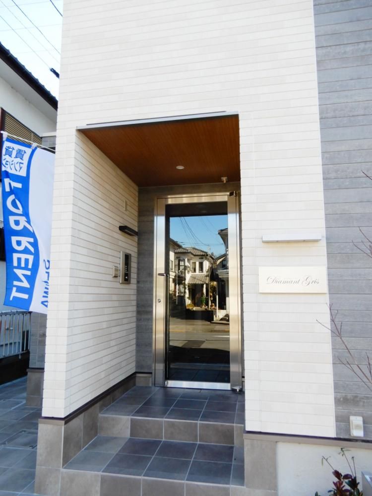 �y�G���g�����X�z�@