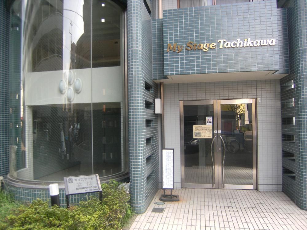 �y�G���g�����X�z�@