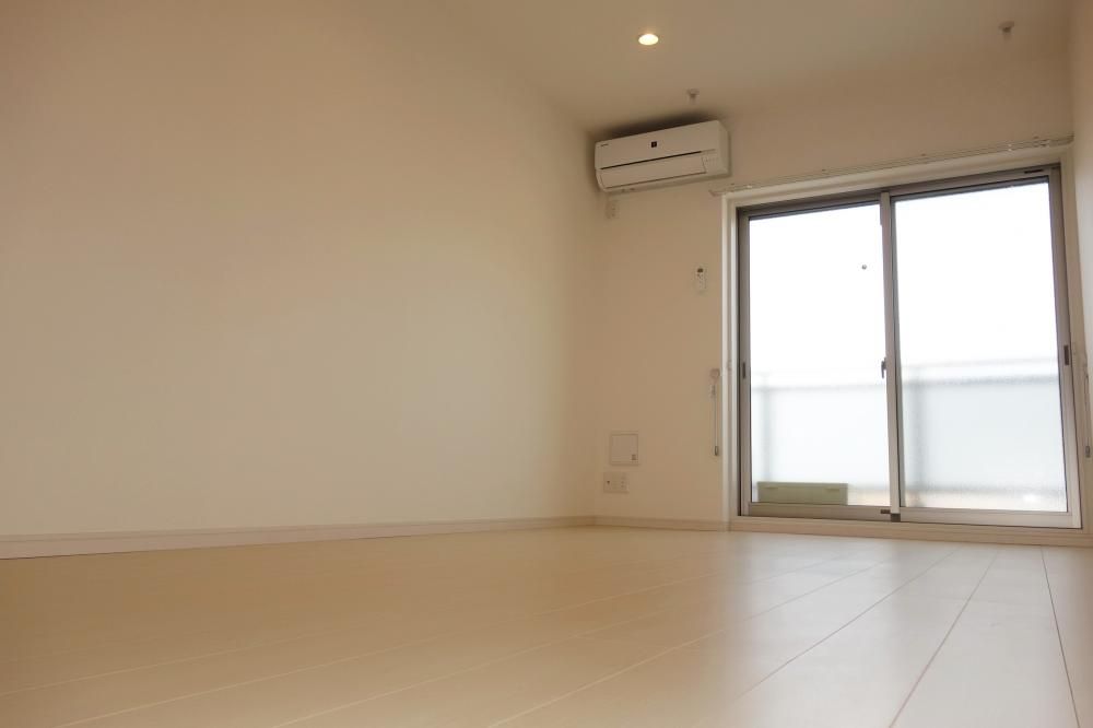 �y�Q���z�@