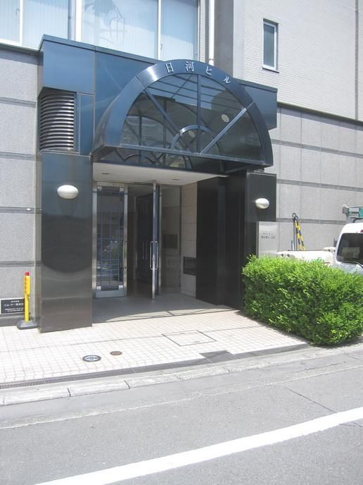 �y�G���g�����X�z�@