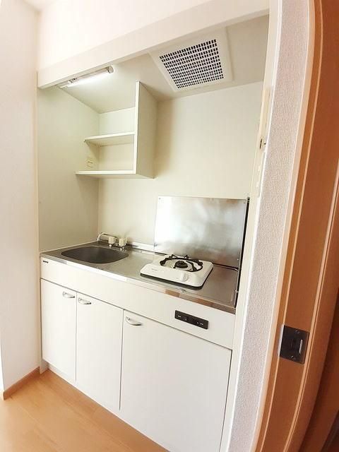 �y�L�b�`���z�@