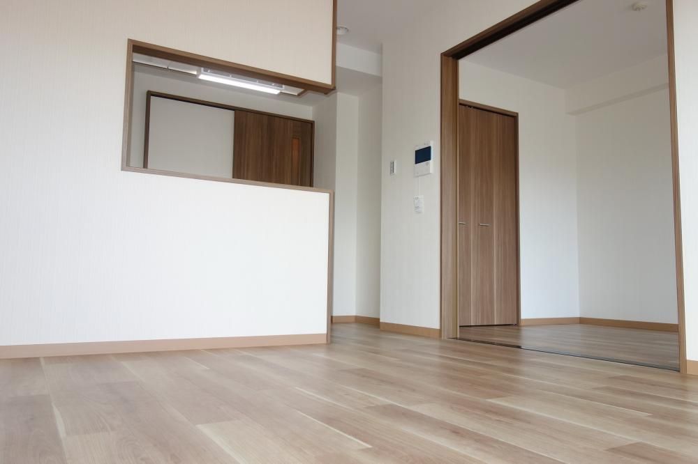 �y���ԁE���r���O�z�@