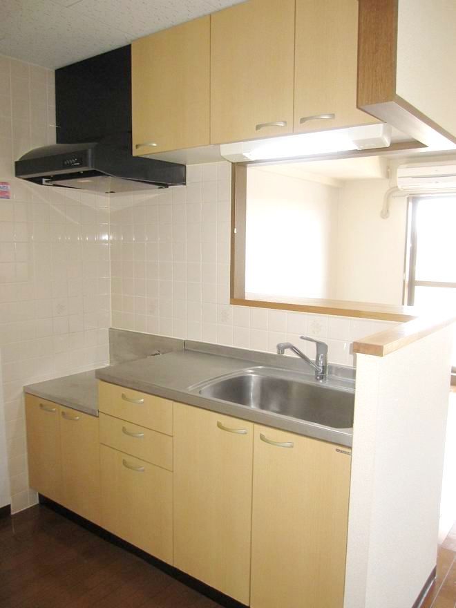 �y�L�b�`���z�@