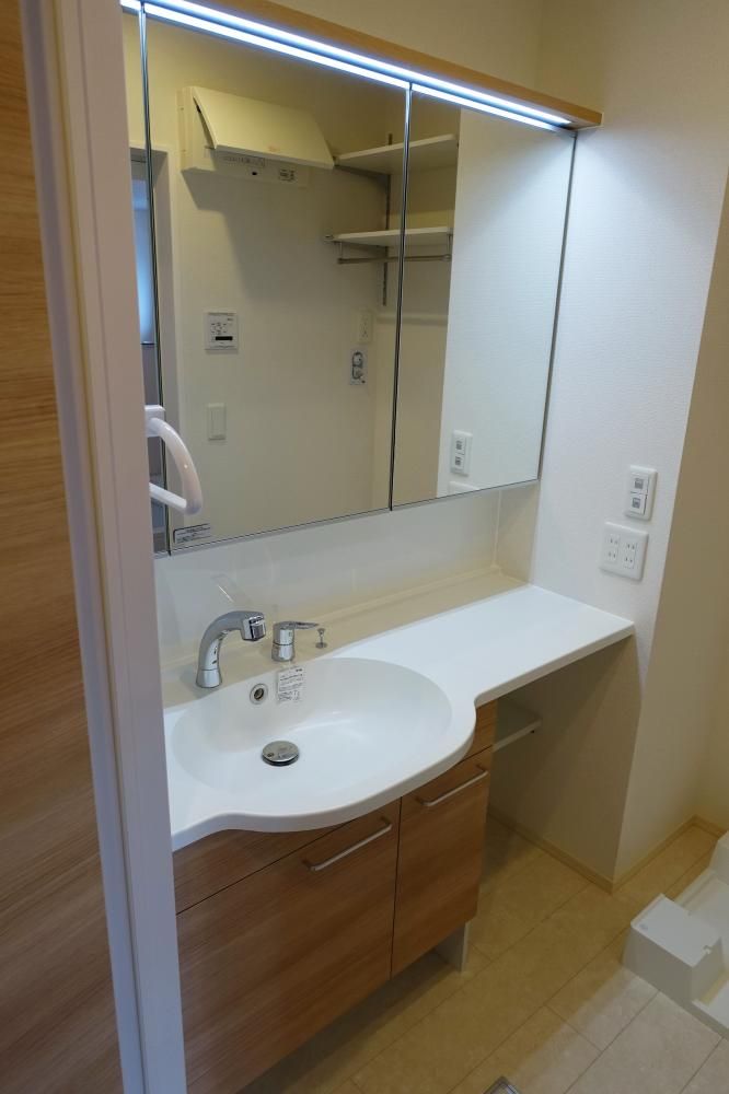 �y���ʏ��z�@