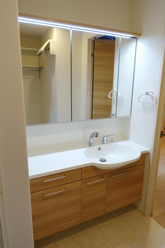 �y���ʏ��z�@