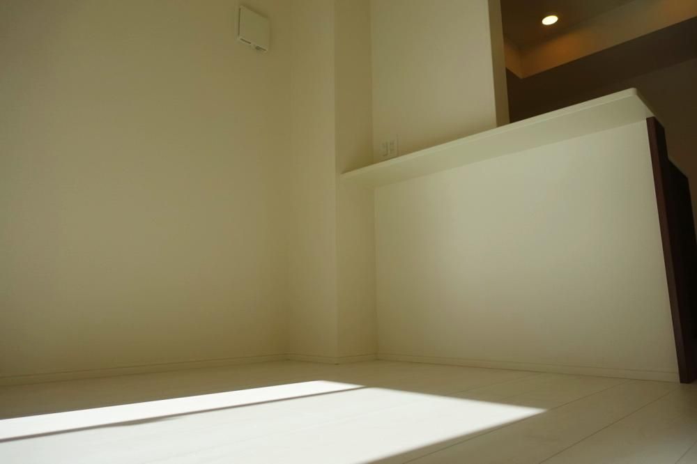 �y���ԁE���r���O�z�@