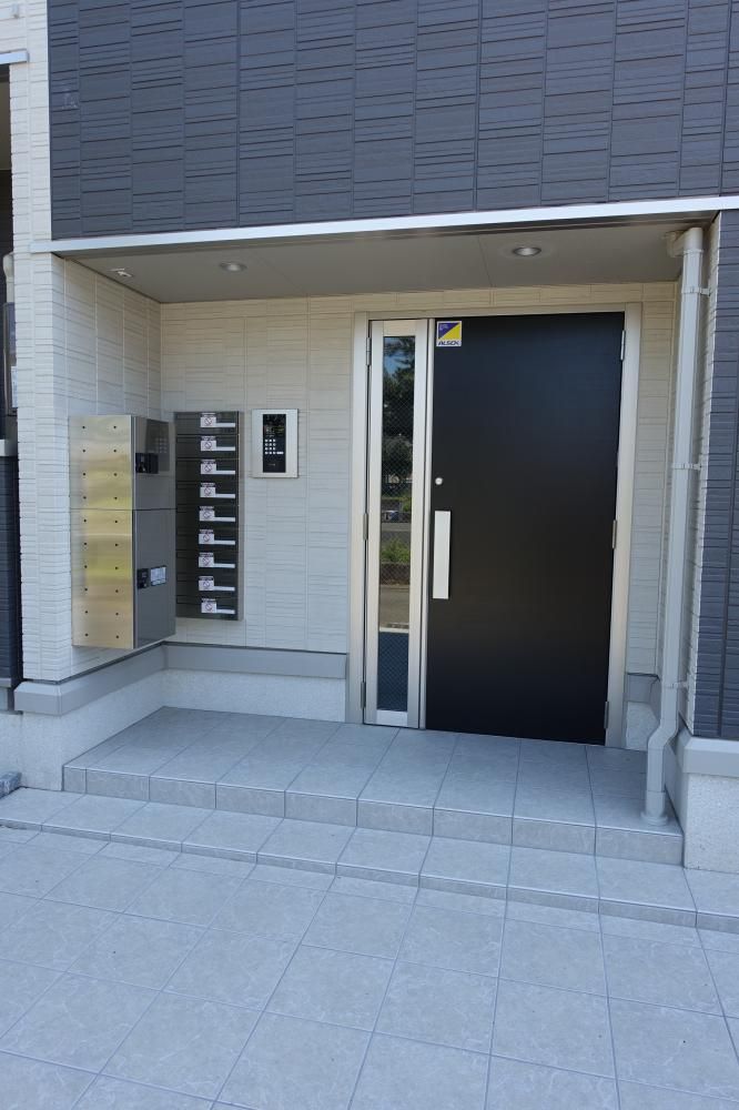 �y�G���g�����X�z�@