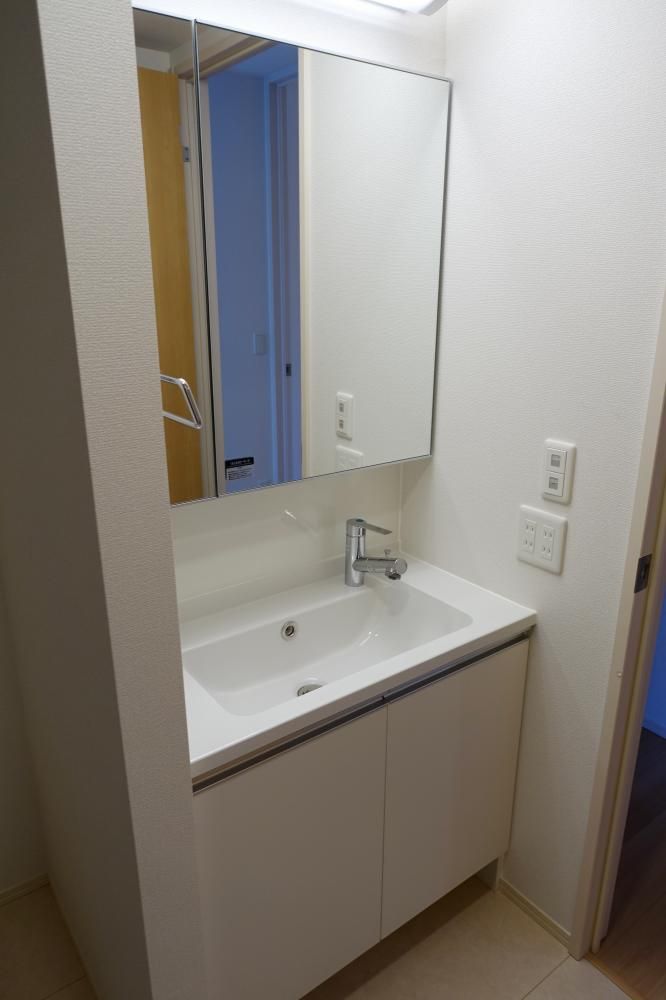 �y���ʏ��z�@