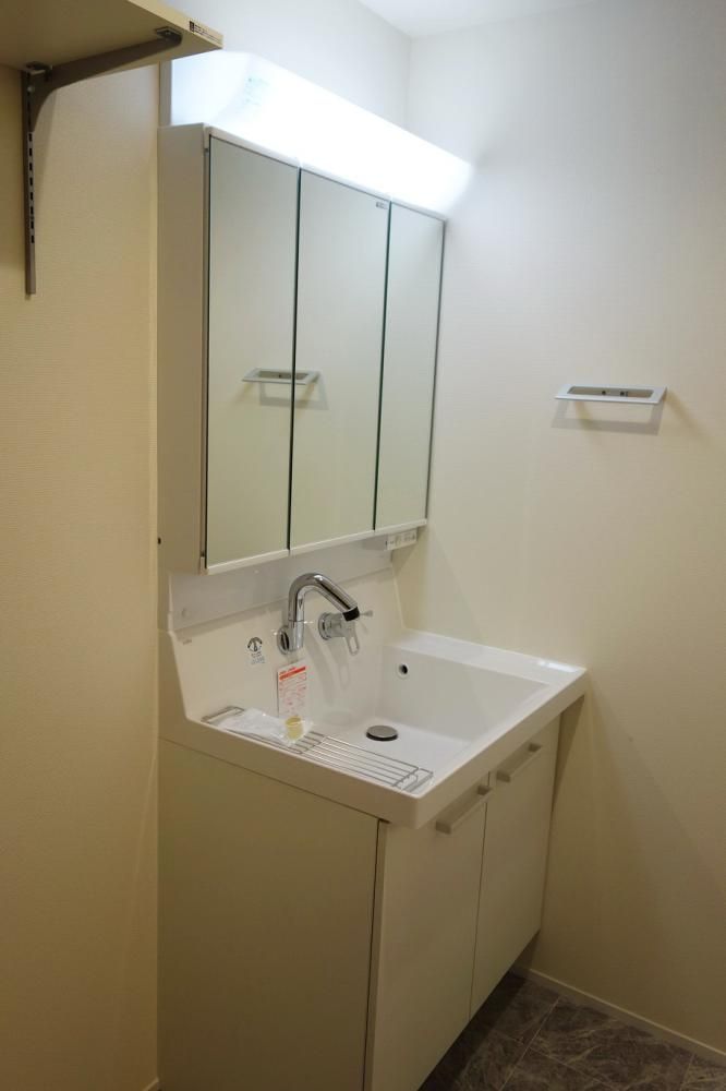 �y���ʏ��z�@