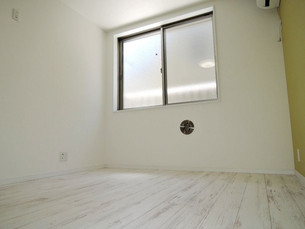 �y�o���R�j�[�z�@