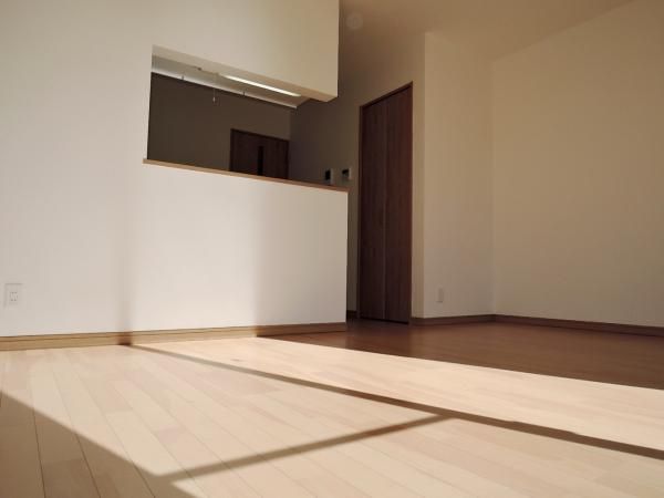 �y���ԁE���r���O�z�@