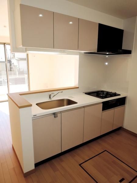 �y�L�b�`���z�@