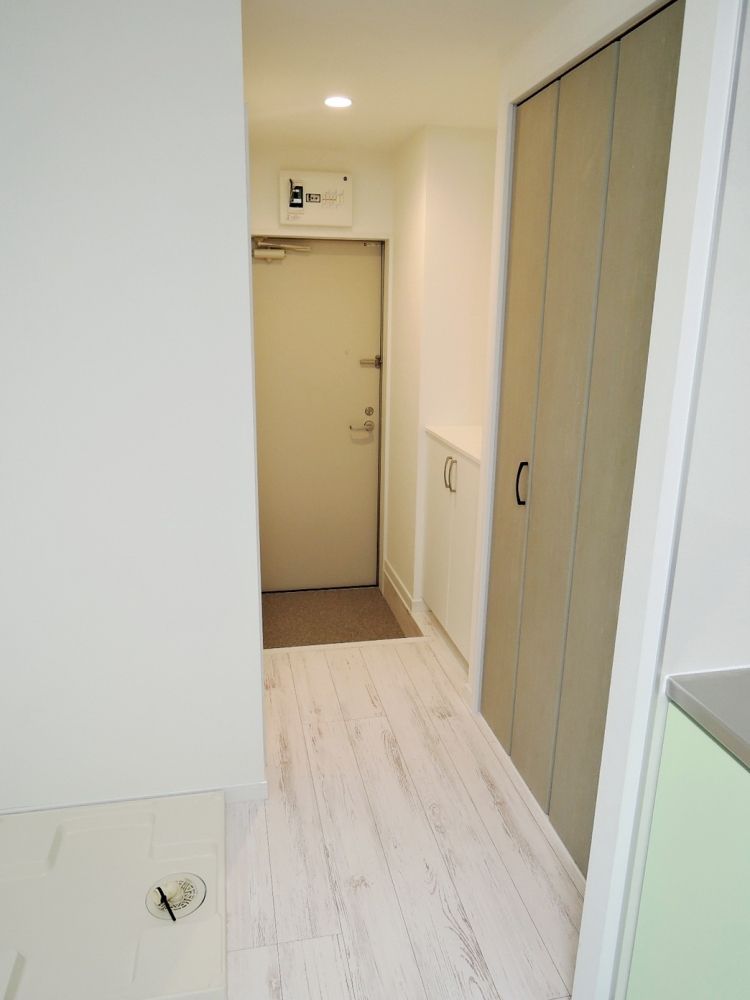 �y�G���g�����X�z�@