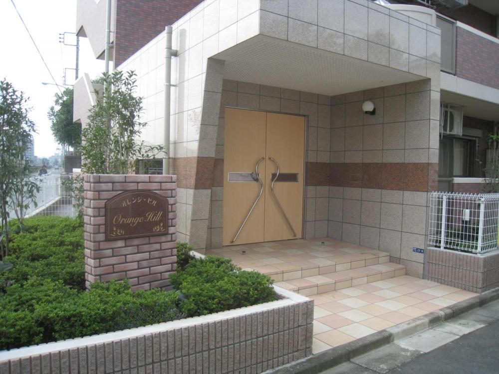 �y�G���g�����X�z�@