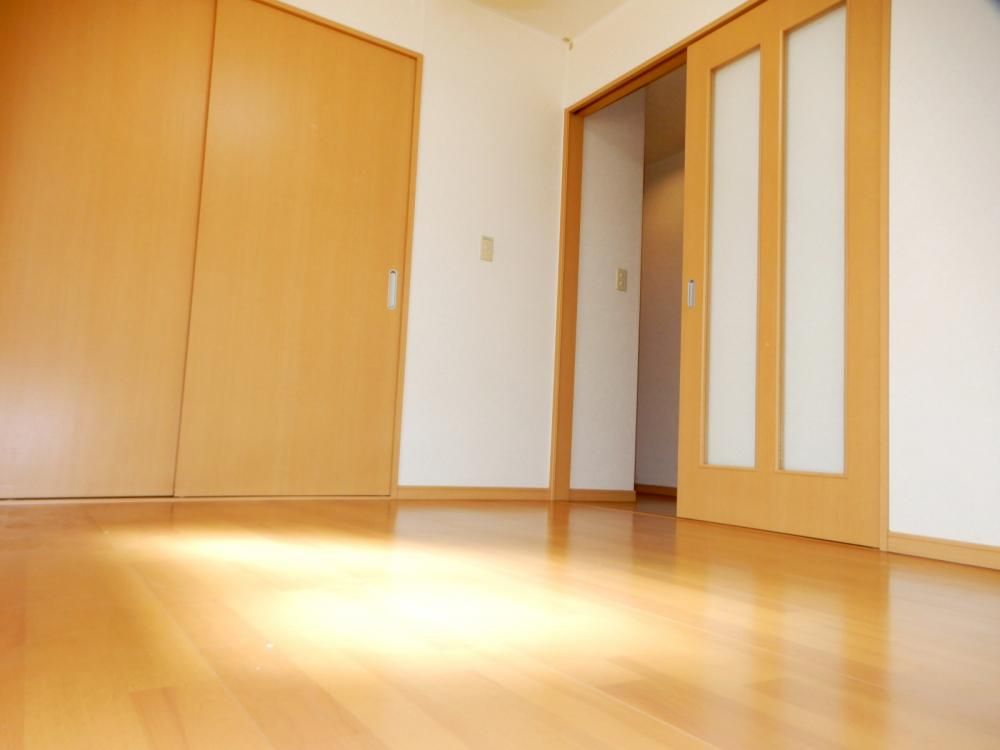 �y�Q���z�@