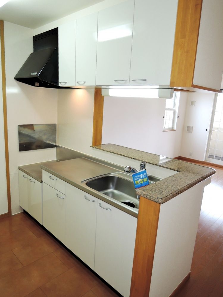 �y�L�b�`���z�@