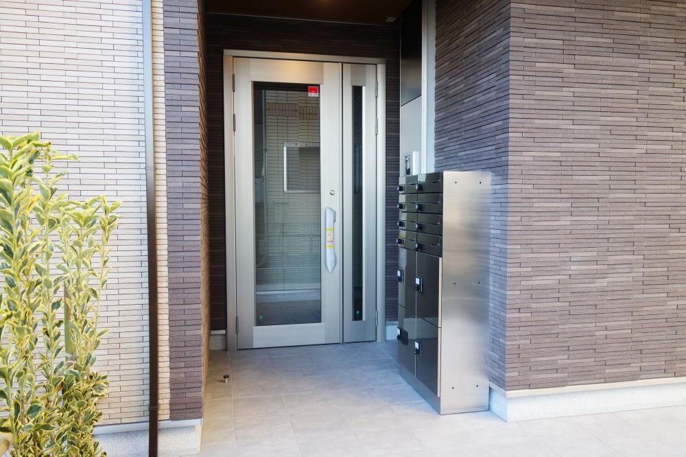 �y�G���g�����X�z�@