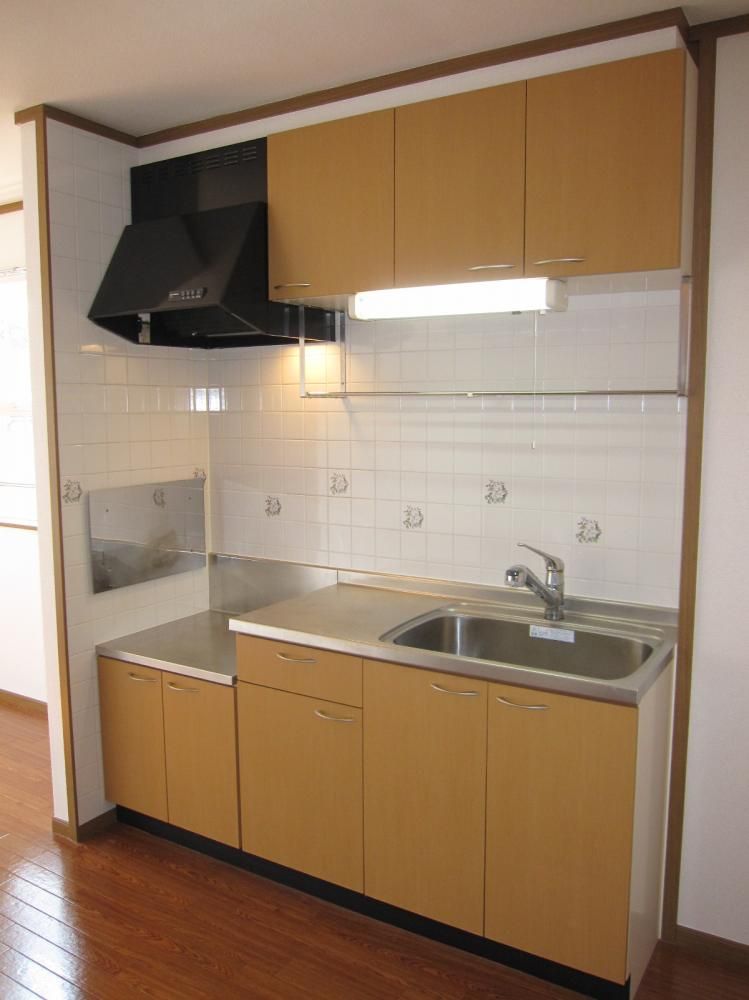 �y�L�b�`���z�@