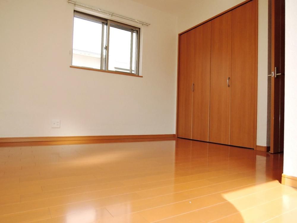 �y���̑��ݔ��z�@