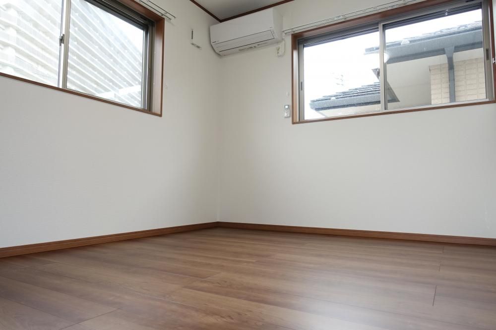 �y�Q���z�@