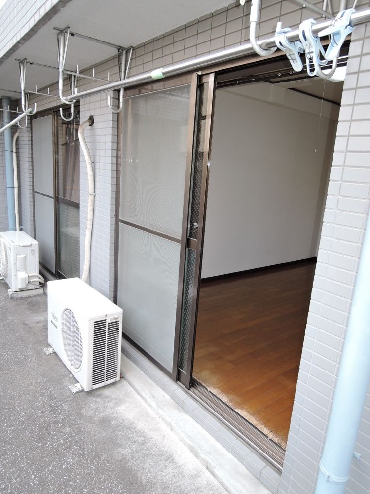 �y�x�����_�z�@