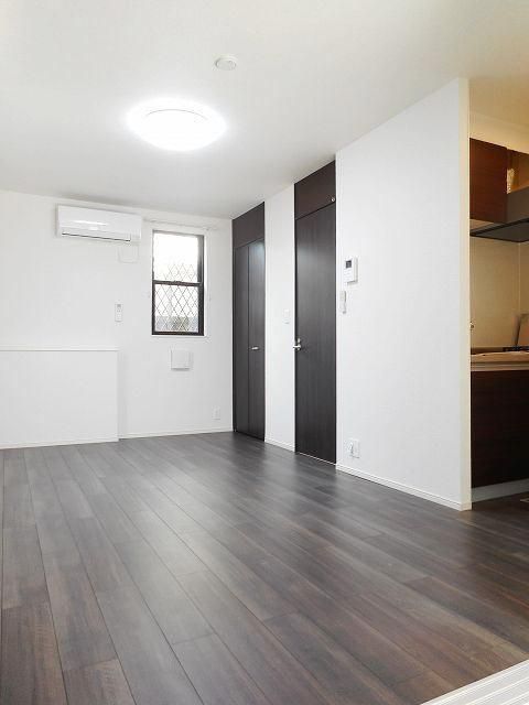 �y���ԁE���r���O�z�@